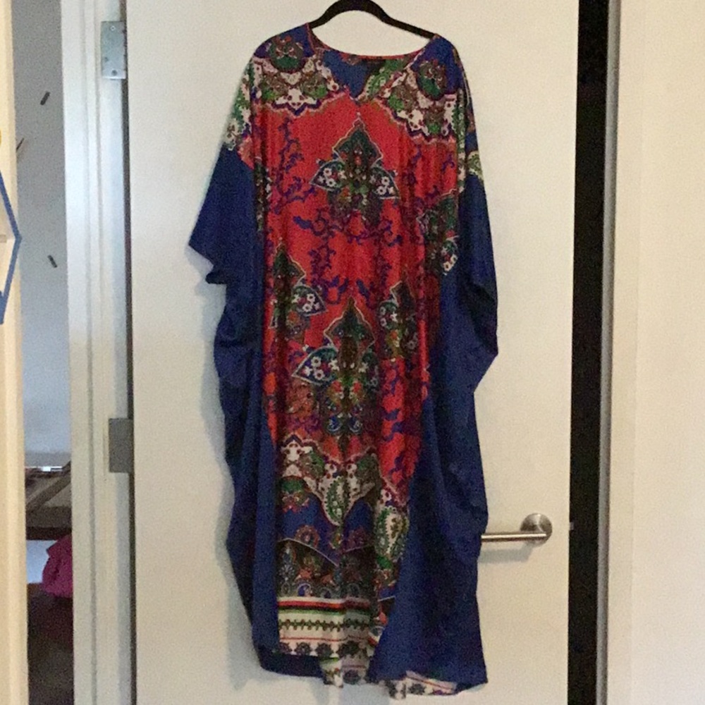 Natori kaftan - Picture 1 of 3